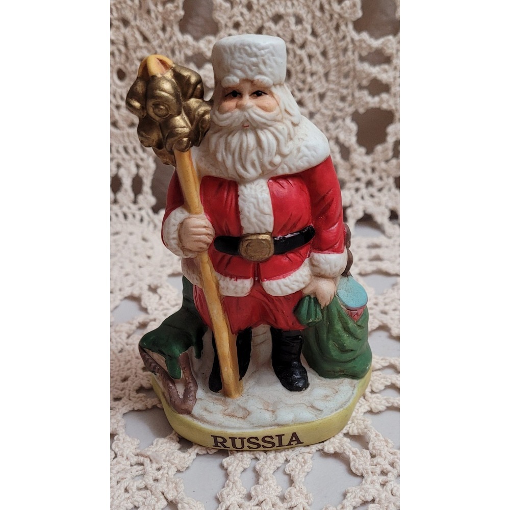 RSVP INT Santa's Porcelain Ceramic Figurine Father Christmas Russia (Ded Moroz)‎